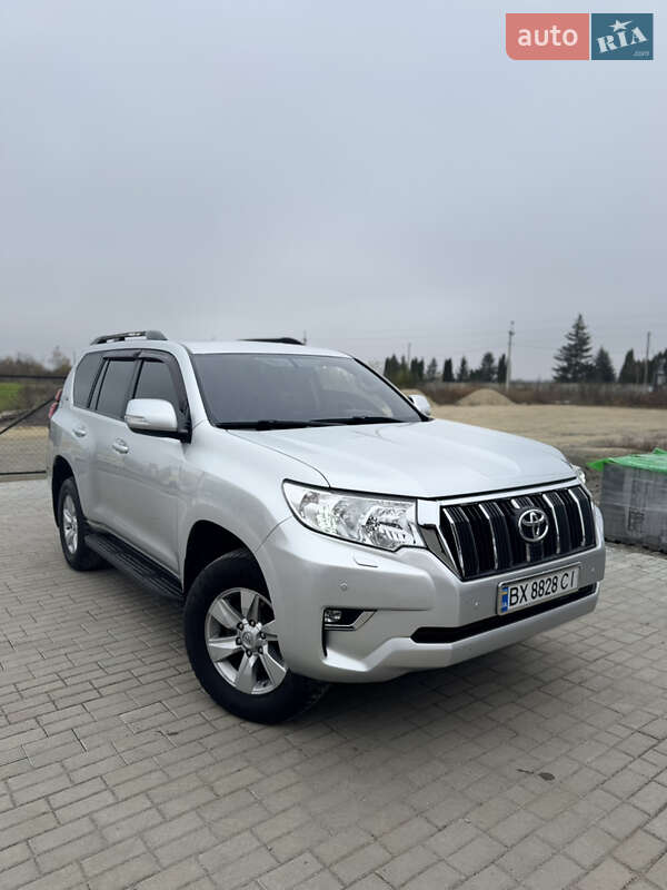 Toyota Land Cruiser Prado 2017