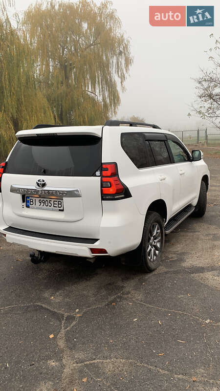 Внедорожник / Кроссовер Toyota Land Cruiser Prado 2019 в Полтаве фото 6 Внедорожник / Кроссовер Toyota Land Cruiser Prado 2019 в Полтаве
