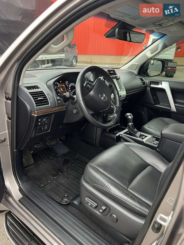Позашляховик / Кросовер Toyota Land Cruiser Prado 2019 в Одесі