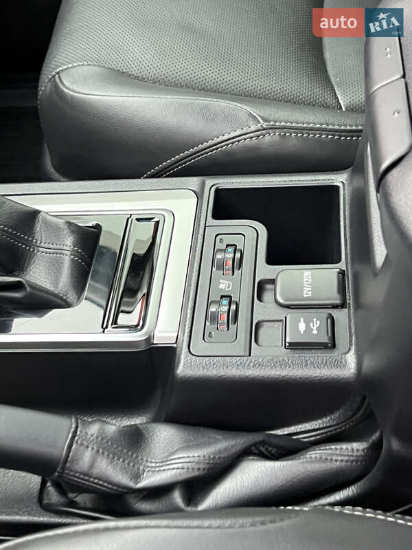 Позашляховик / Кросовер Toyota Land Cruiser Prado 2019 в Одесі