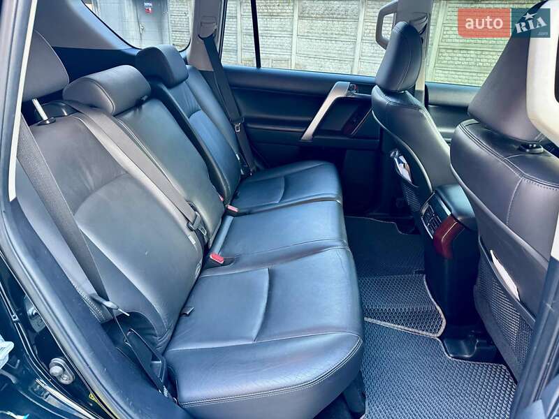 Внедорожник / Кроссовер Toyota Land Cruiser Prado 2014 в Полтаве фото 12 Внедорожник / Кроссовер Toyota Land Cruiser Prado 2014 в Полтаве