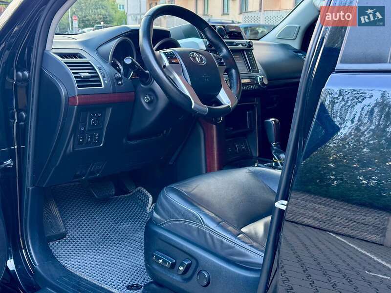 Внедорожник / Кроссовер Toyota Land Cruiser Prado 2014 в Полтаве фото 16 Внедорожник / Кроссовер Toyota Land Cruiser Prado 2014 в Полтаве