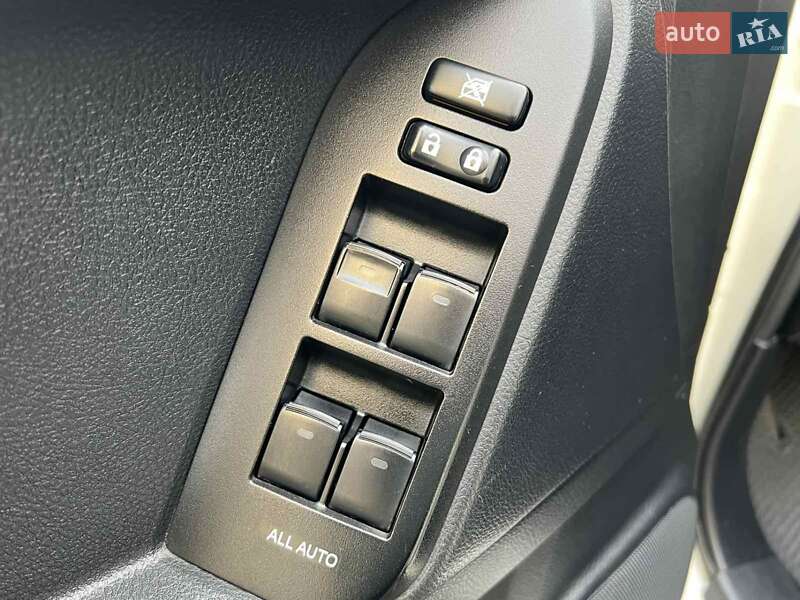 Внедорожник / Кроссовер Toyota Land Cruiser Prado 2019 в Тернополе