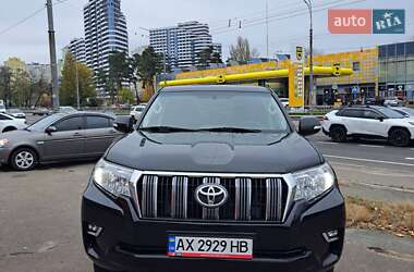 Позашляховик / Кросовер Toyota Land Cruiser Prado 2018 в Києві