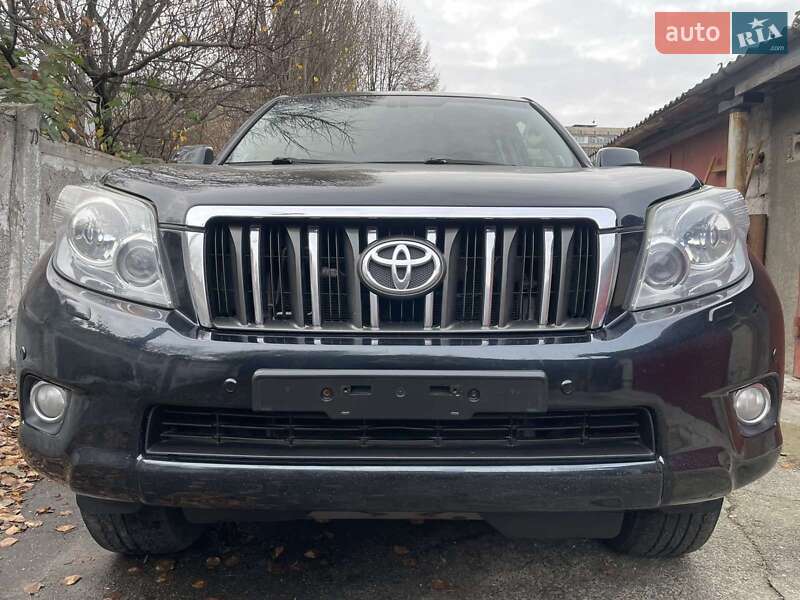 Внедорожник / Кроссовер Toyota Land Cruiser Prado 2011 в Киеве фото 4 Внедорожник / Кроссовер Toyota Land Cruiser Prado 2011 в Киеве