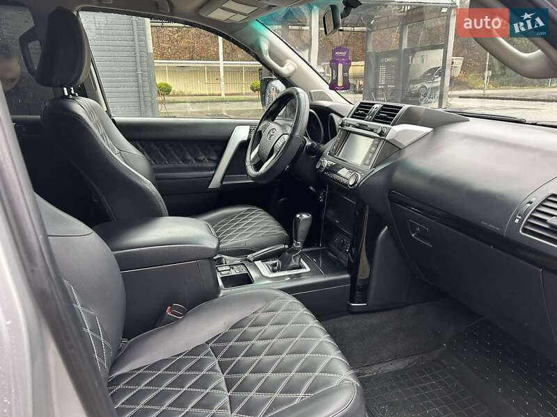 Внедорожник / Кроссовер Toyota Land Cruiser Prado 2014 в Тячеве фото 5 Внедорожник / Кроссовер Toyota Land Cruiser Prado 2014 в Тячеве
