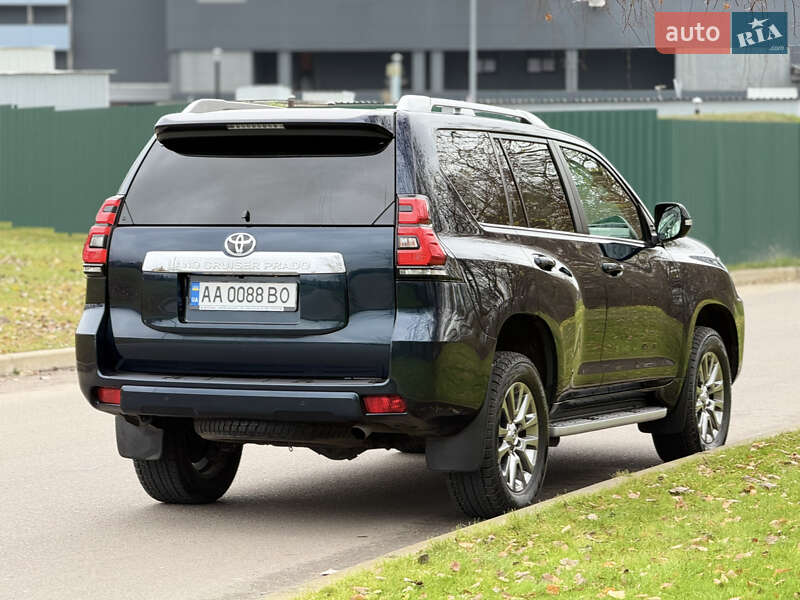 Внедорожник / Кроссовер Toyota Land Cruiser Prado 2019 в Киеве