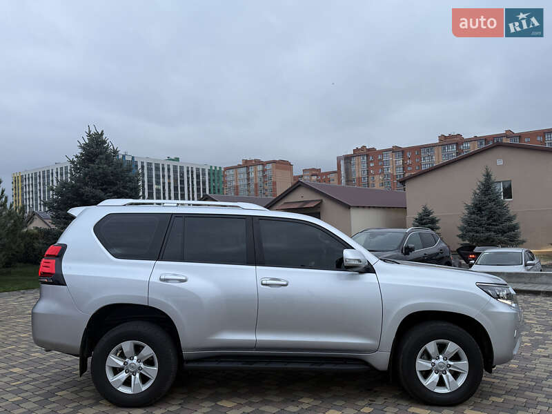 Внедорожник / Кроссовер Toyota Land Cruiser Prado 2021 в Днепре