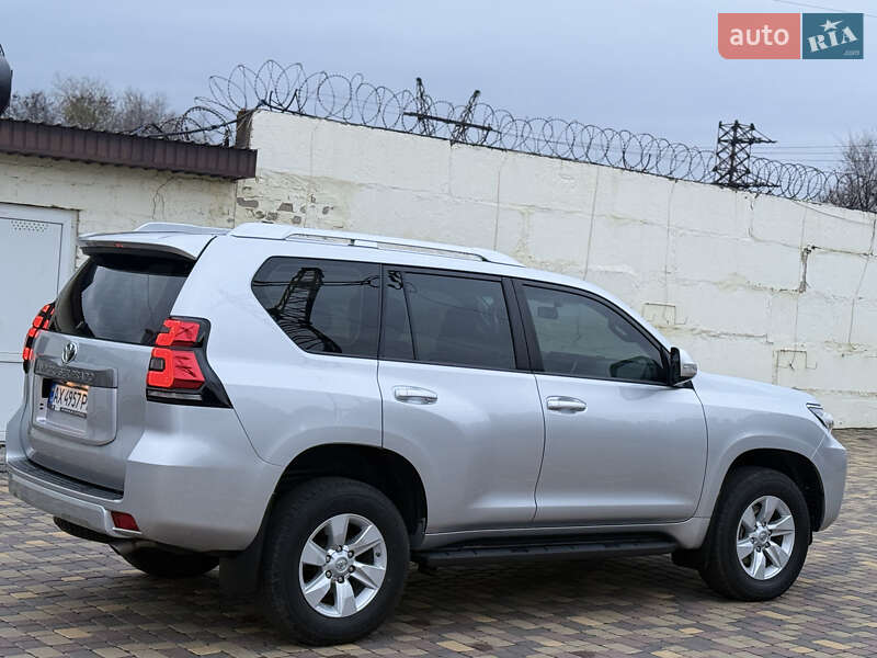 Внедорожник / Кроссовер Toyota Land Cruiser Prado 2021 в Днепре