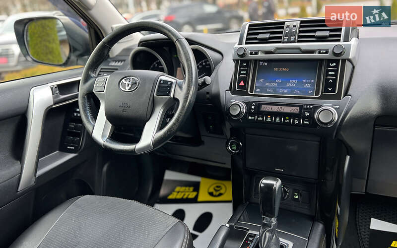 Внедорожник / Кроссовер Toyota Land Cruiser Prado 2013 в Львове