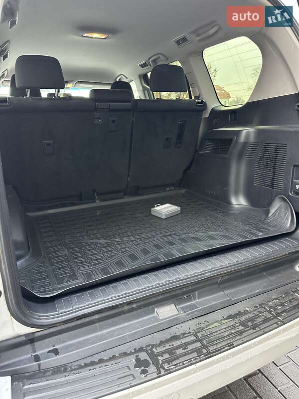 Внедорожник / Кроссовер Toyota Land Cruiser Prado 2018 в Киеве