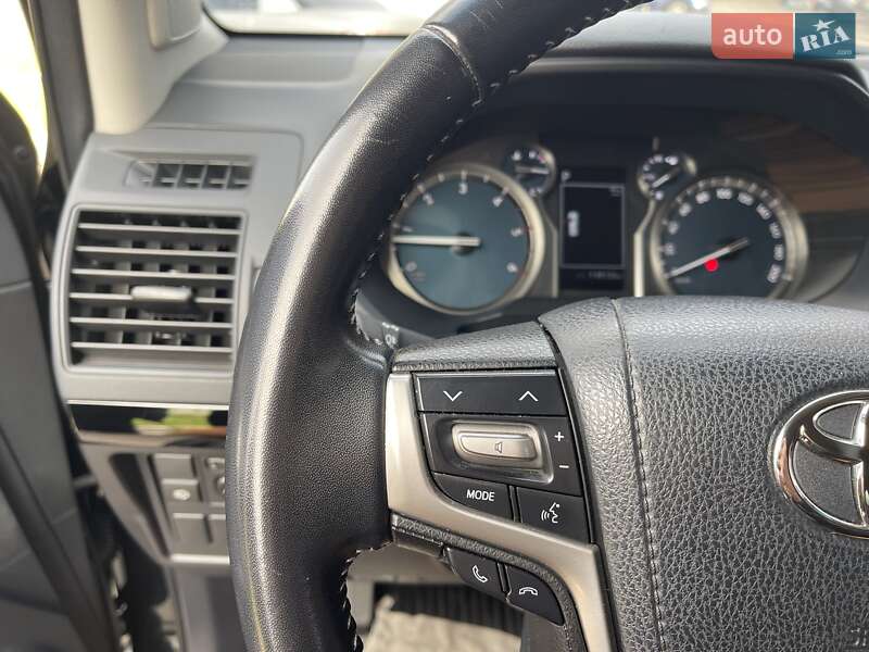 Внедорожник / Кроссовер Toyota Land Cruiser Prado 2022 в Николаеве фото 27 Внедорожник / Кроссовер Toyota Land Cruiser Prado 2022 в Николаеве