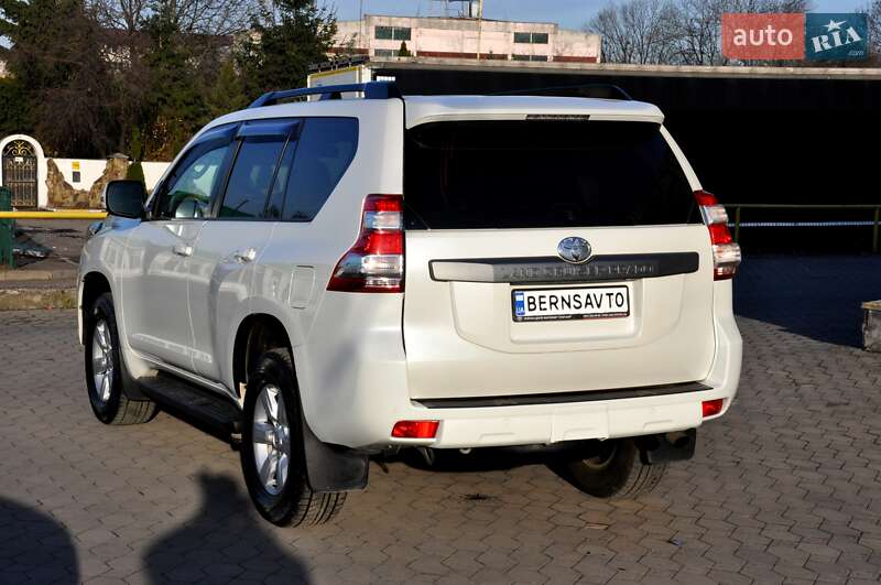 Внедорожник / Кроссовер Toyota Land Cruiser Prado 2016 в Львове фото 37 Внедорожник / Кроссовер Toyota Land Cruiser Prado 2016 в Львове