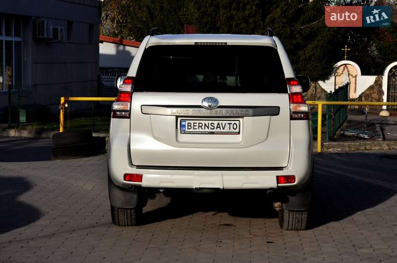 Внедорожник / Кроссовер Toyota Land Cruiser Prado 2016 в Львове фото 39 Внедорожник / Кроссовер Toyota Land Cruiser Prado 2016 в Львове