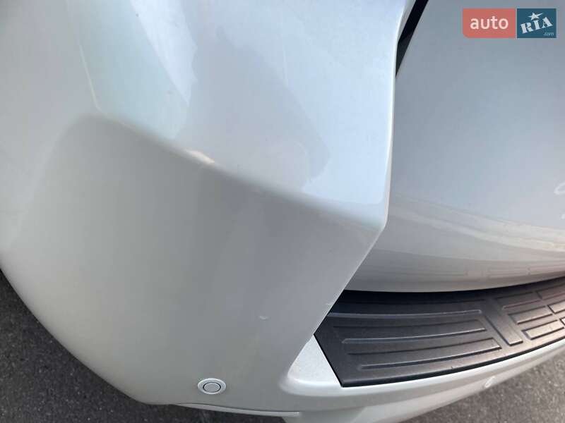 Внедорожник / Кроссовер Toyota Land Cruiser Prado 2013 в Киеве фото 15 Внедорожник / Кроссовер Toyota Land Cruiser Prado 2013 в Киеве