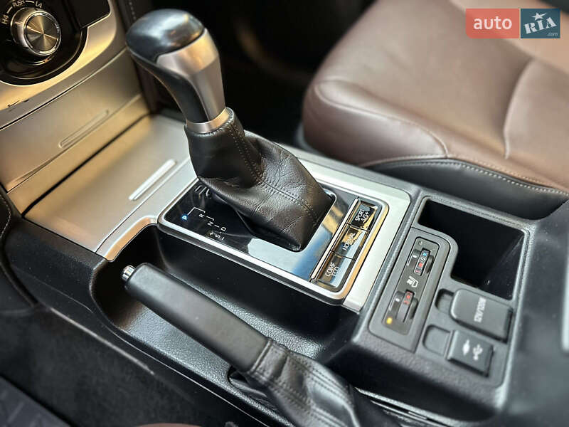 Внедорожник / Кроссовер Toyota Land Cruiser Prado 2018 в Киеве