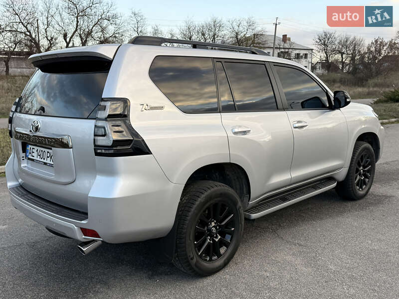 Внедорожник / Кроссовер Toyota Land Cruiser Prado 2021 в Новомосковске