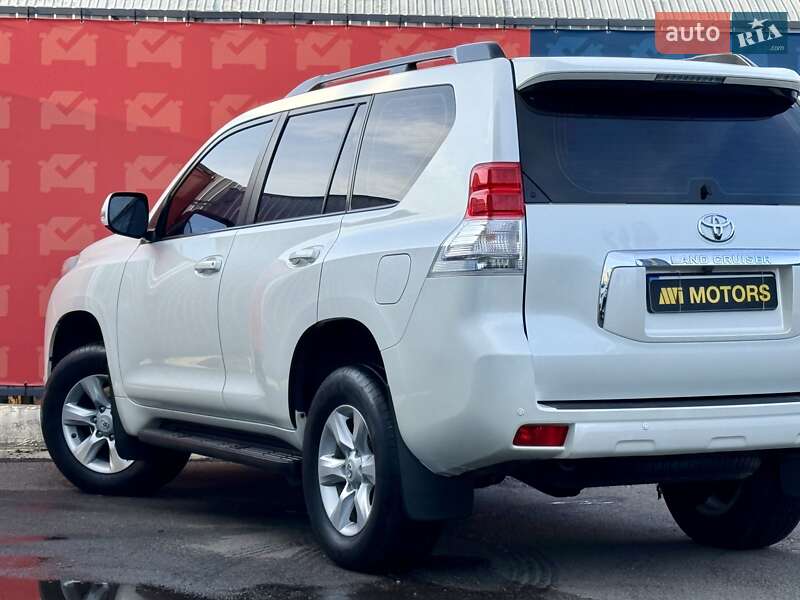Внедорожник / Кроссовер Toyota Land Cruiser Prado 2013 в Киеве фото 16 Внедорожник / Кроссовер Toyota Land Cruiser Prado 2013 в Киеве