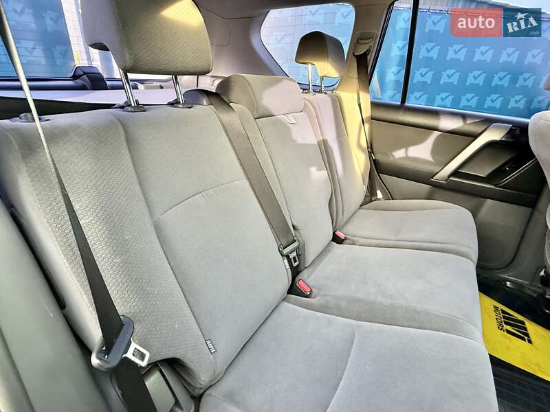 Внедорожник / Кроссовер Toyota Land Cruiser Prado 2013 в Киеве фото 61 Внедорожник / Кроссовер Toyota Land Cruiser Prado 2013 в Киеве