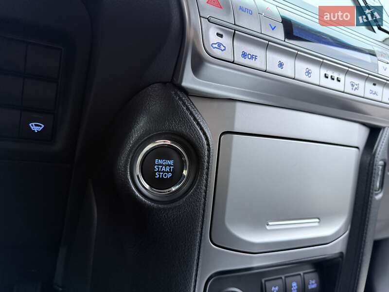 Внедорожник / Кроссовер Toyota Land Cruiser Prado 2019 в Виннице фото 57 Внедорожник / Кроссовер Toyota Land Cruiser Prado 2019 в Виннице