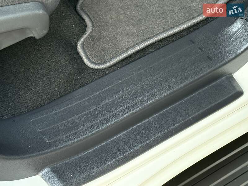 Внедорожник / Кроссовер Toyota Land Cruiser Prado 2022 в Ровно фото 12 Внедорожник / Кроссовер Toyota Land Cruiser Prado 2022 в Ровно