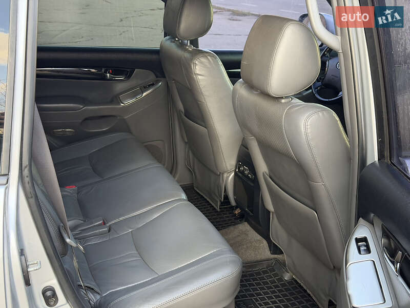 Внедорожник / Кроссовер Toyota Land Cruiser Prado 2007 в Харькове