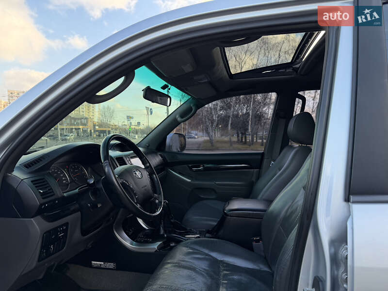 Внедорожник / Кроссовер Toyota Land Cruiser Prado 2007 в Харькове