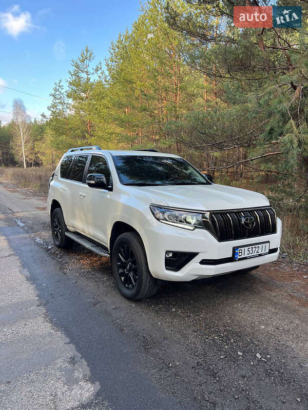 Внедорожник / Кроссовер Toyota Land Cruiser Prado 2022 в Валках фото 15 Внедорожник / Кроссовер Toyota Land Cruiser Prado 2022 в Валках
