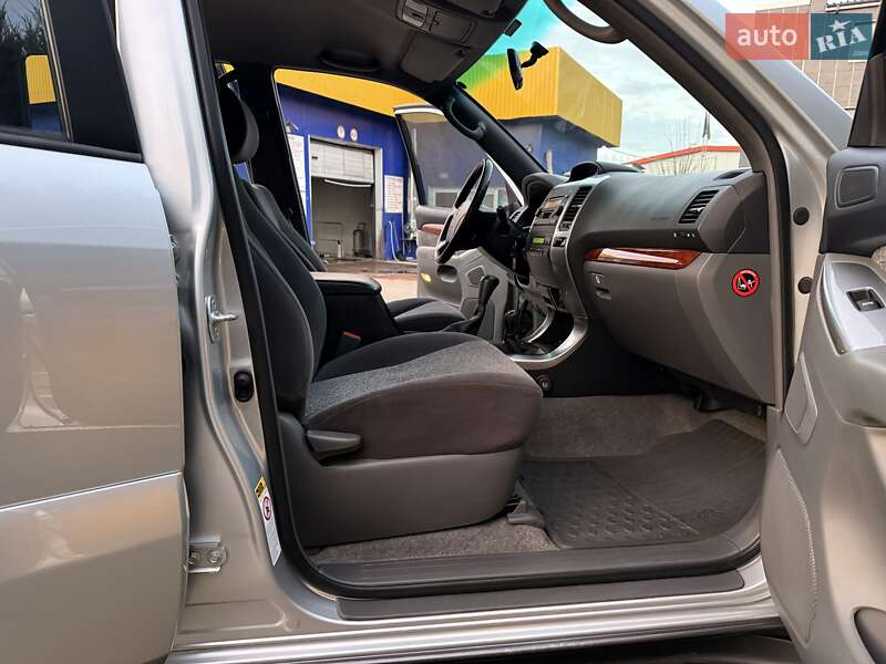 Внедорожник / Кроссовер Toyota Land Cruiser Prado 2008 в Киеве фото 111 Внедорожник / Кроссовер Toyota Land Cruiser Prado 2008 в Киеве