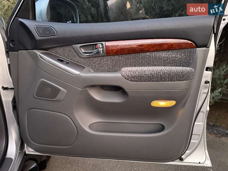 Внедорожник / Кроссовер Toyota Land Cruiser Prado 2008 в Киеве фото 122 Внедорожник / Кроссовер Toyota Land Cruiser Prado 2008 в Киеве