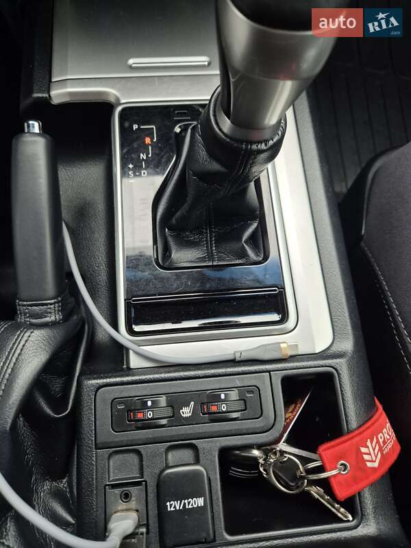 Внедорожник / Кроссовер Toyota Land Cruiser Prado 2018 в Киеве фото 9 Внедорожник / Кроссовер Toyota Land Cruiser Prado 2018 в Киеве