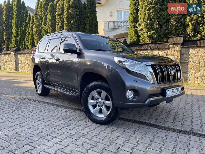 Внедорожник / Кроссовер Toyota Land Cruiser Prado 2013 в Ивано-Франковске