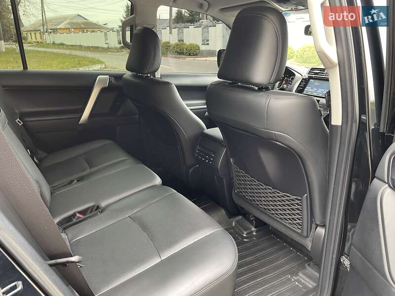 Внедорожник / Кроссовер Toyota Land Cruiser Prado 2019 в Виннице фото 48 Внедорожник / Кроссовер Toyota Land Cruiser Prado 2019 в Виннице
