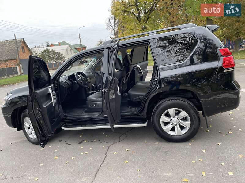Внедорожник / Кроссовер Toyota Land Cruiser Prado 2019 в Виннице фото 72 Внедорожник / Кроссовер Toyota Land Cruiser Prado 2019 в Виннице