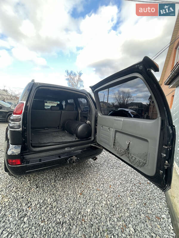 Внедорожник / Кроссовер Toyota Land Cruiser Prado 2007 в Дергачах