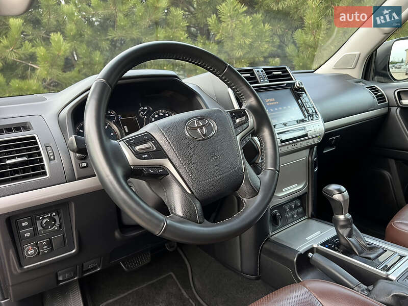 Внедорожник / Кроссовер Toyota Land Cruiser Prado 2020 в Днепре фото 9 Внедорожник / Кроссовер Toyota Land Cruiser Prado 2020 в Днепре