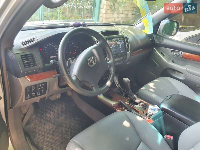 Позашляховик / Кросовер Toyota Land Cruiser Prado 2003 в Одесі
