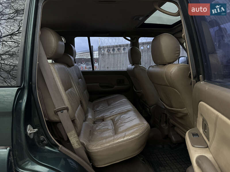 Внедорожник / Кроссовер Toyota Land Cruiser Prado 2000 в Киеве