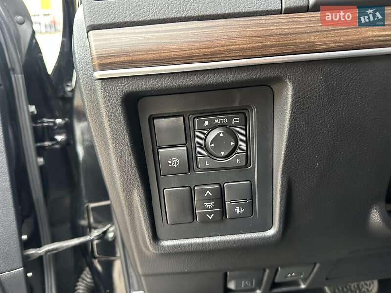Позашляховик / Кросовер Toyota Land Cruiser Prado 2022 в Києві