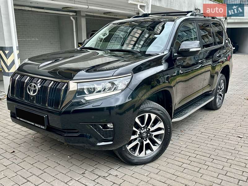 Позашляховик / Кросовер Toyota Land Cruiser Prado 2022 в Києві