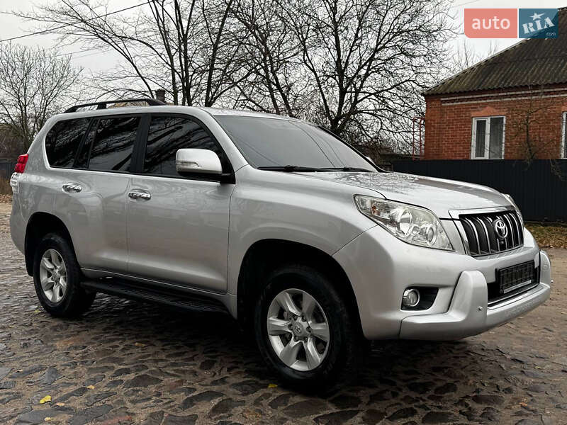 Внедорожник / Кроссовер Toyota Land Cruiser Prado 2010 в Ахтырке