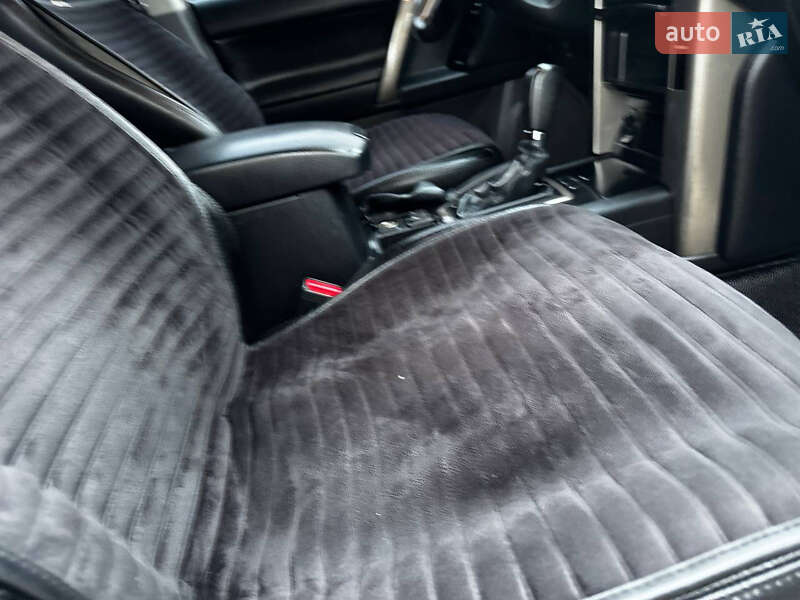 Внедорожник / Кроссовер Toyota Land Cruiser Prado 2010 в Ахтырке