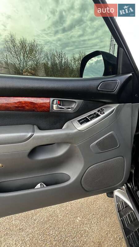 Позашляховик / Кросовер Toyota Land Cruiser Prado 2003 в Одесі