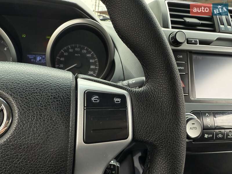 Позашляховик / Кросовер Toyota Land Cruiser Prado 2017 в Вінниці