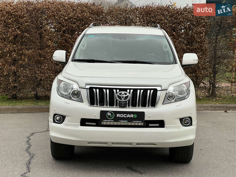 Внедорожник / Кроссовер Toyota Land Cruiser Prado 2010 в Киеве
