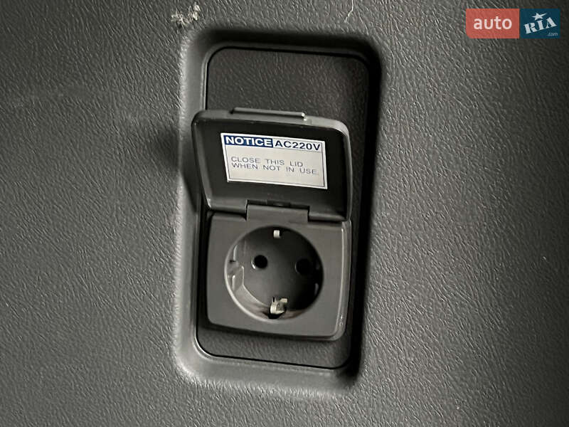 Внедорожник / Кроссовер Toyota Land Cruiser Prado 2010 в Киеве