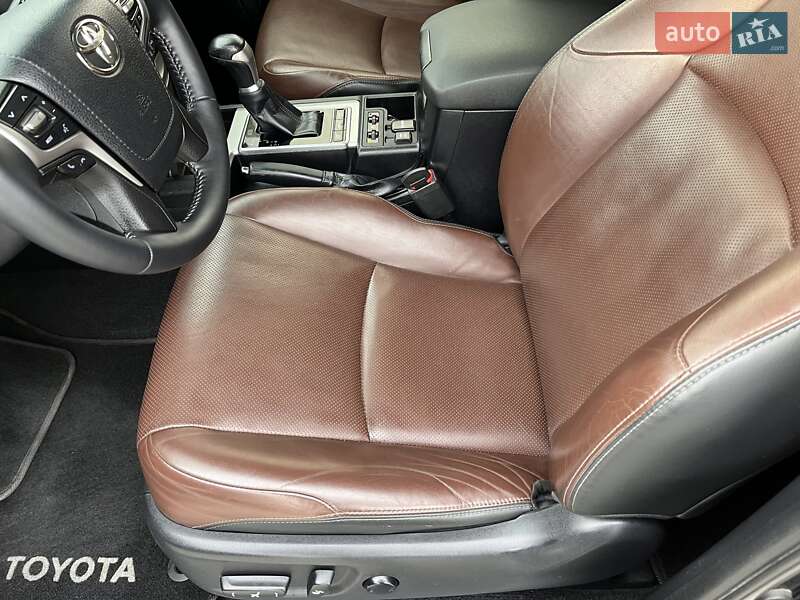 Позашляховик / Кросовер Toyota Land Cruiser Prado 2019 в Мукачевому фото 42 Позашляховик / Кросовер Toyota Land Cruiser Prado 2019 в Мукачевому