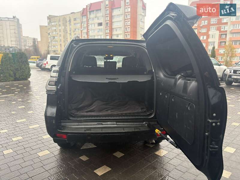 Внедорожник / Кроссовер Toyota Land Cruiser Prado 2023 в Тернополе