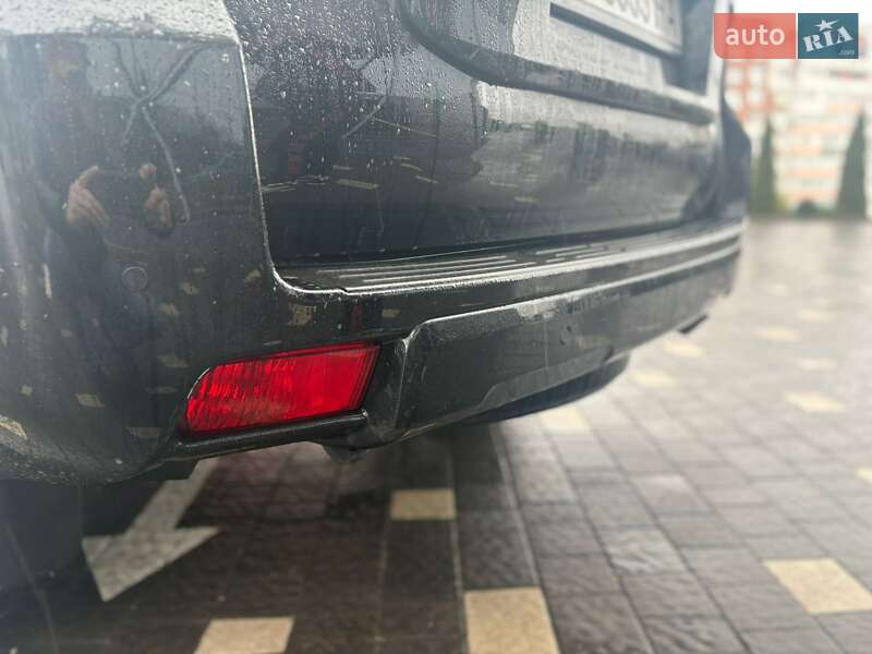 Внедорожник / Кроссовер Toyota Land Cruiser Prado 2023 в Тернополе