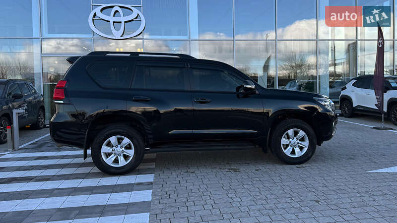 Внедорожник / Кроссовер Toyota Land Cruiser Prado 2023 в Ровно